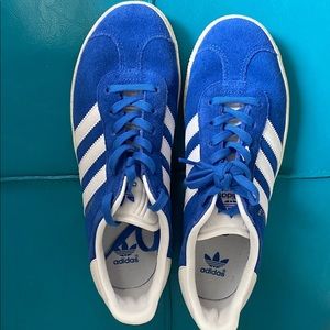 Adidas Gazelle sneakers! Worn once. Size 7-7.5